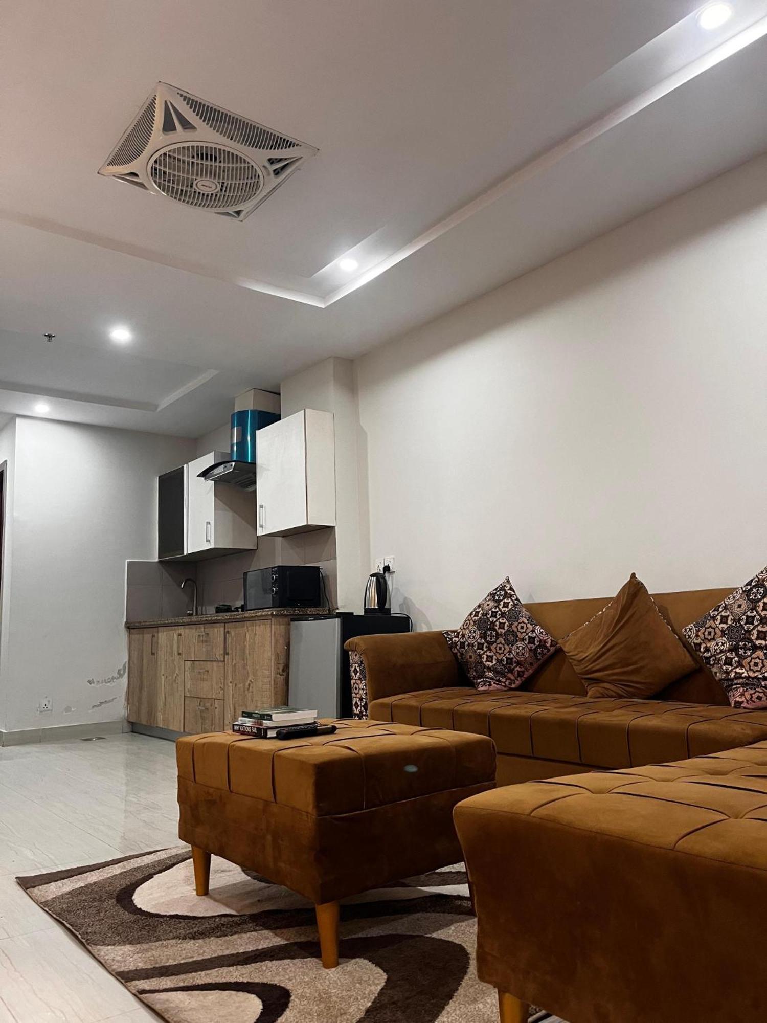 Luxury Two Bed Furnished Apartment Gulberg Greens Ισλαμαμπάντ Εξωτερικό φωτογραφία